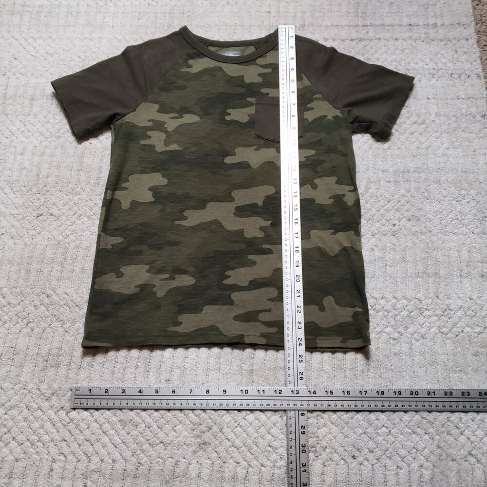 Eddie Bauer Boys Short Sleeve Camo Shirt – Size L (14/16) - Picture 4 of 9